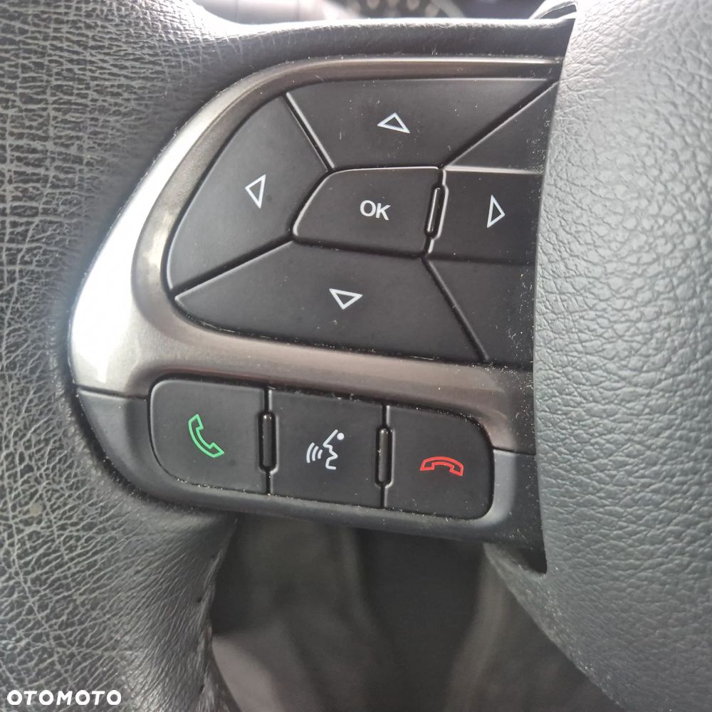 Jeep Renegade 1.3 T-GDI Limited - 24