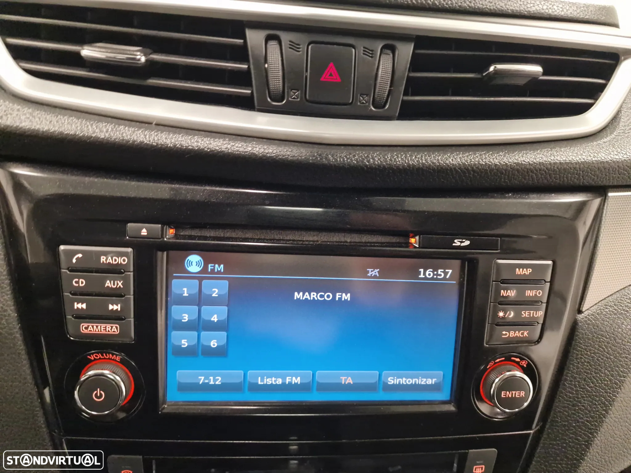 Nissan Qashqai 1.5 dCi N-Connecta 18 - 38