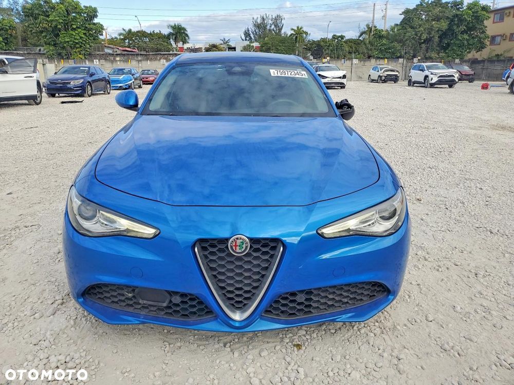 Alfa Romeo Giulia 2.0 Turbo TI Q4 - 5