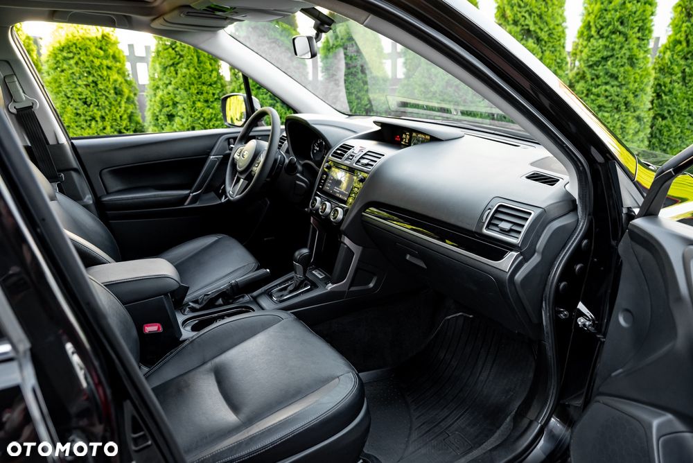 Subaru Forester 2.0XT Lineartronic Sport - 26