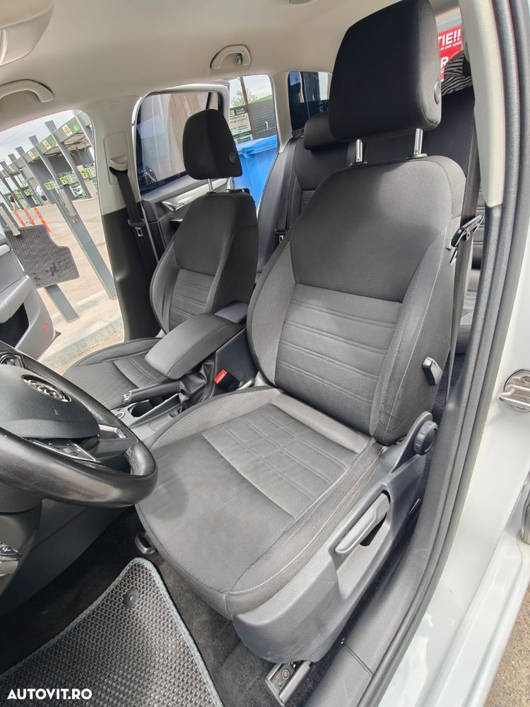 Skoda Octavia 1.6 TDI DSG Ambition - 11