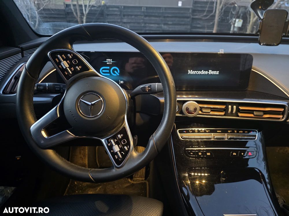 Mercedes-Benz EQC 400 4MATIC - 9
