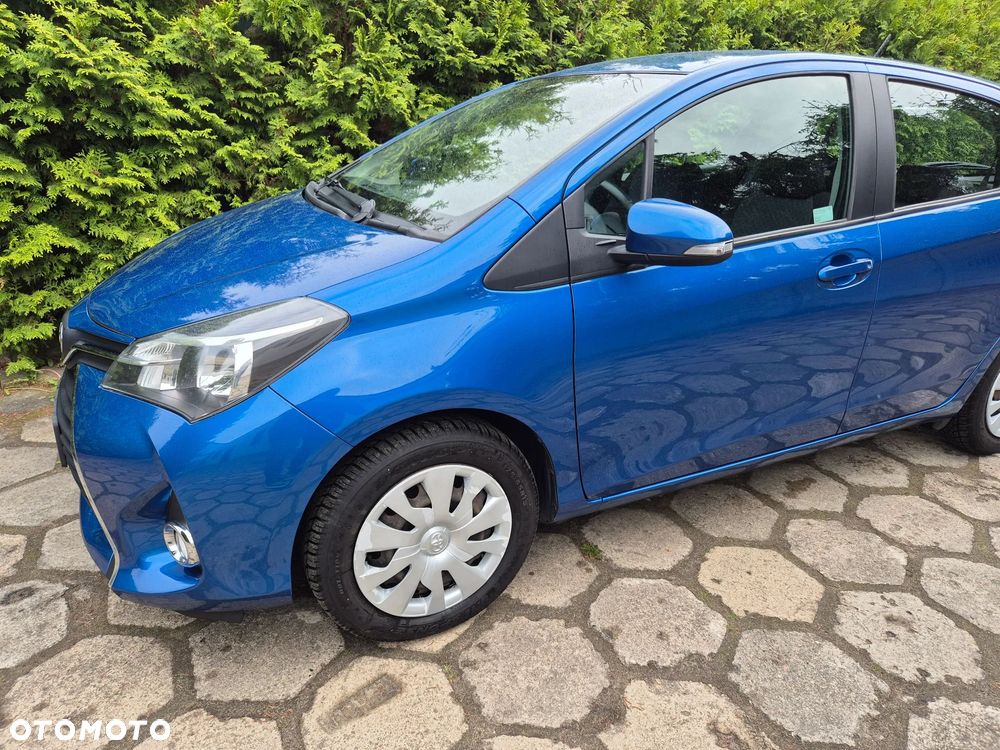 Toyota Yaris 1.33 Premium - 4