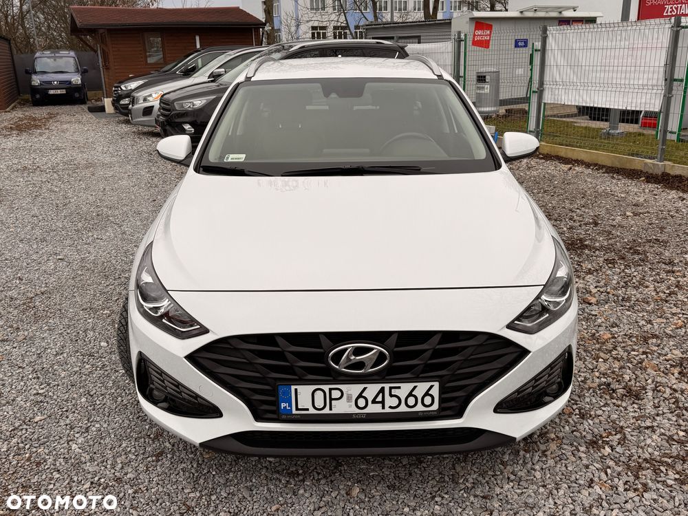Hyundai i30 1.6 D Comfort - 14