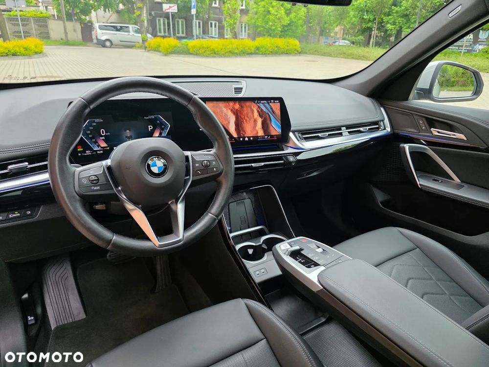 BMW X1 xDrive25i xLine - 23