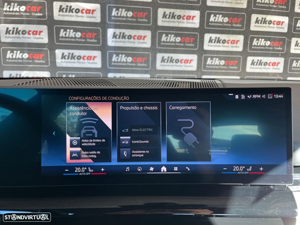 BMW 530 e Pack Desportivo M - 48