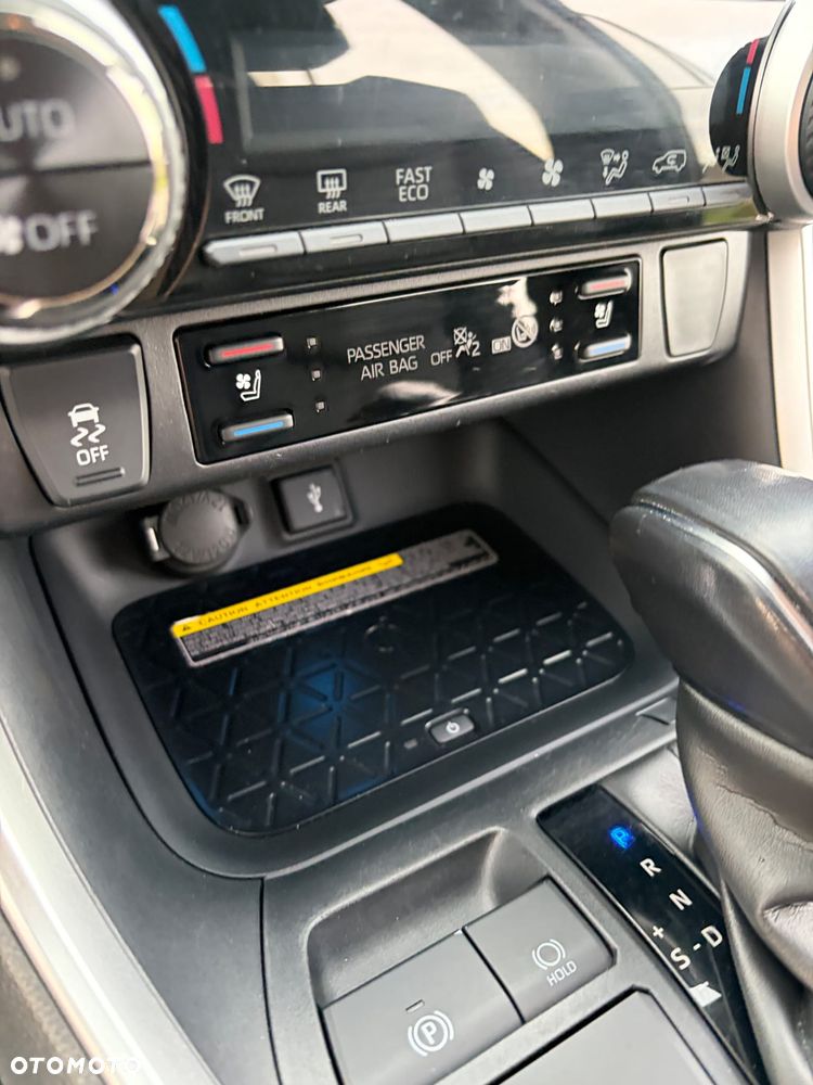 Toyota RAV4 - 19