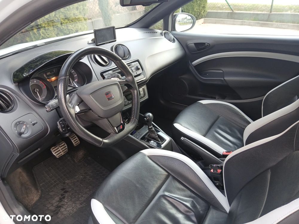 Seat Ibiza SC 1.4 TSI Cupra DSG - 10