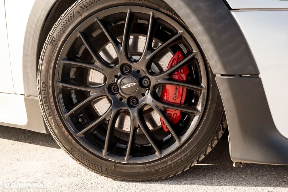 MINI 3 Portas John Cooper Works - 21