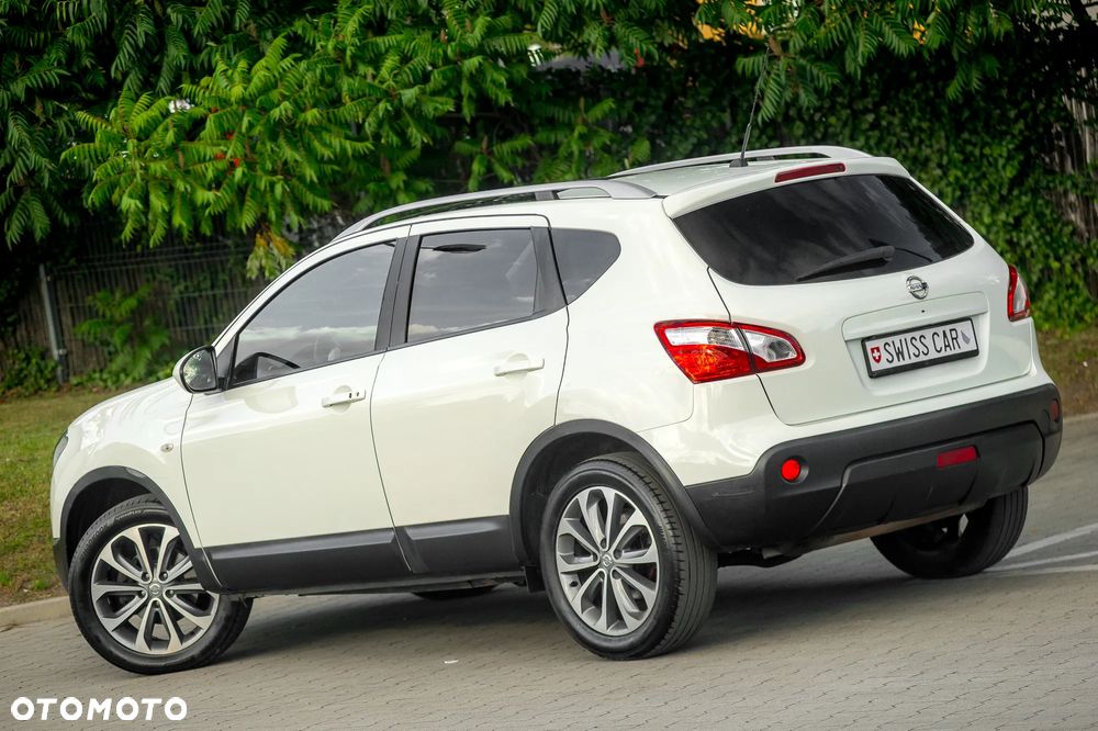 Nissan Qashqai 2.0 4x4 Tekna Premium - 13