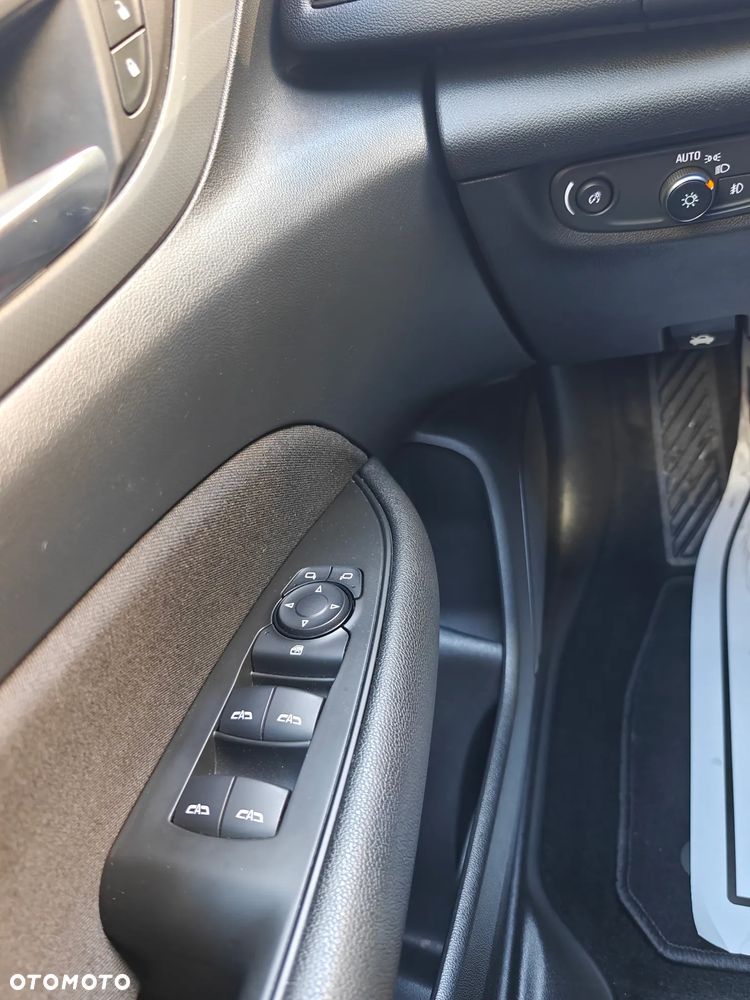 Opel Insignia 2.0 Automatik Business Edition - 13