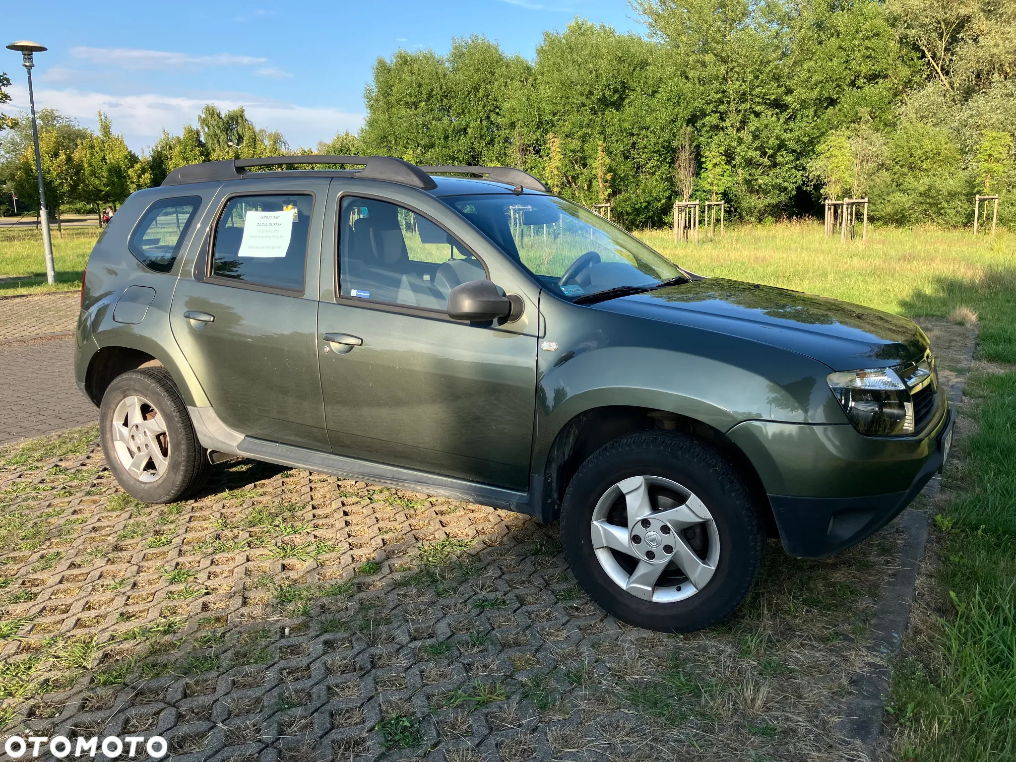 Dacia Duster 1.6 Laureate - 2