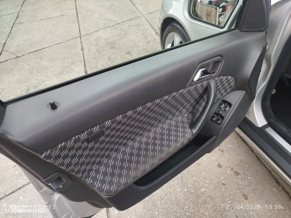 Mercedes-Benz C 220 - 10