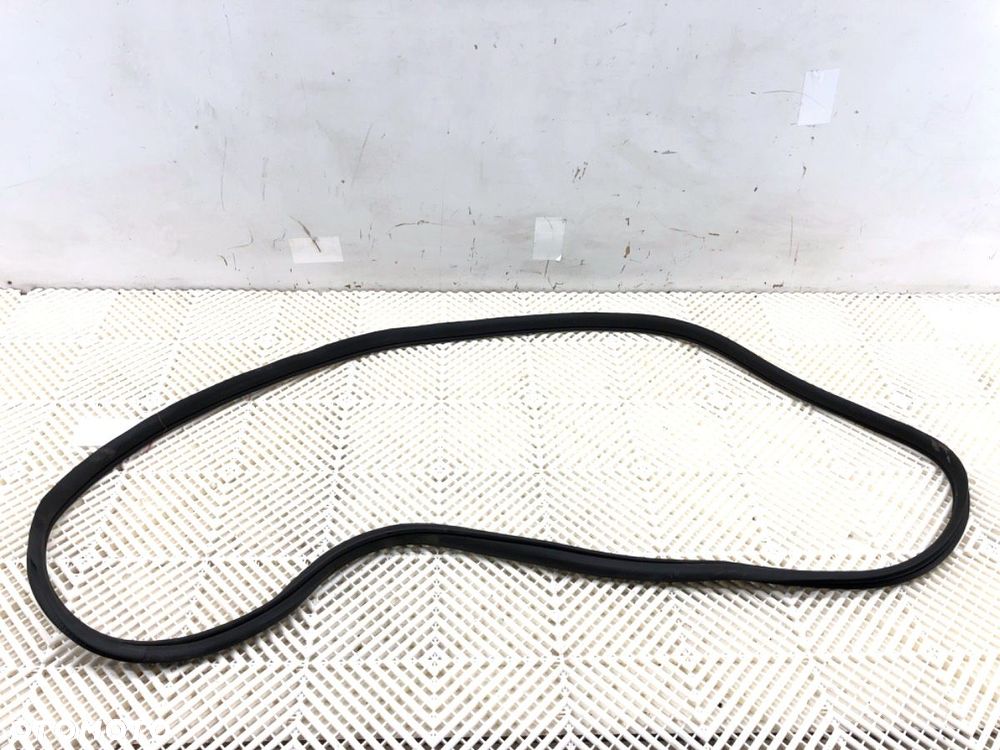 USZCZELKA DRZWI PRZÓD PRAWA  MERCEDES-BENZ KLASA GLK (X204) 2008 - 2015 220 CDI (204.902) 125 kW - 1