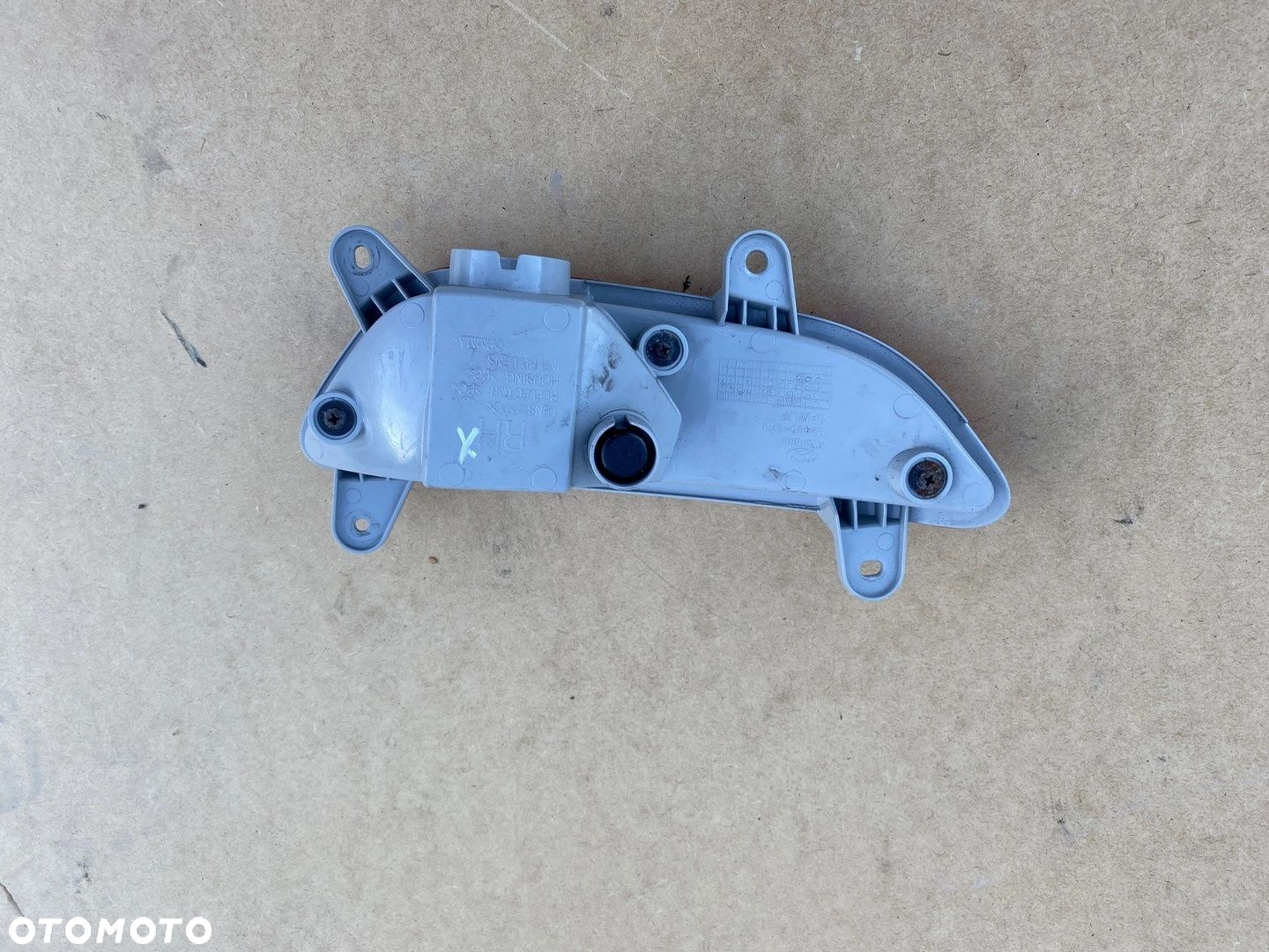 LAMPA PRZECIWMGIELNA TYLNA PRAWA HYUNDAI IX20 92405-1K0 - 3