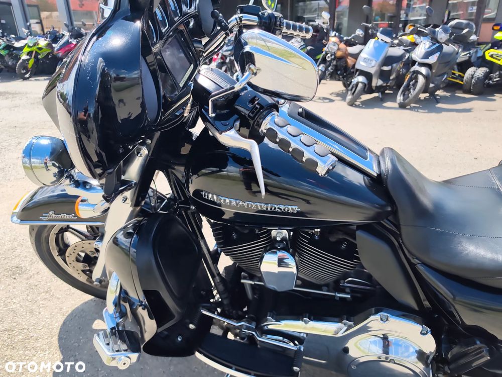 Harley-Davidson FLHTCU Ultra - 12