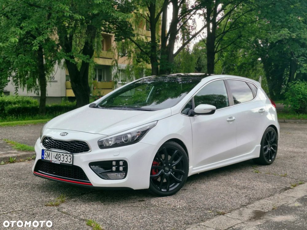 Kia Ceed 1.6 T-GDI GT XL - 1