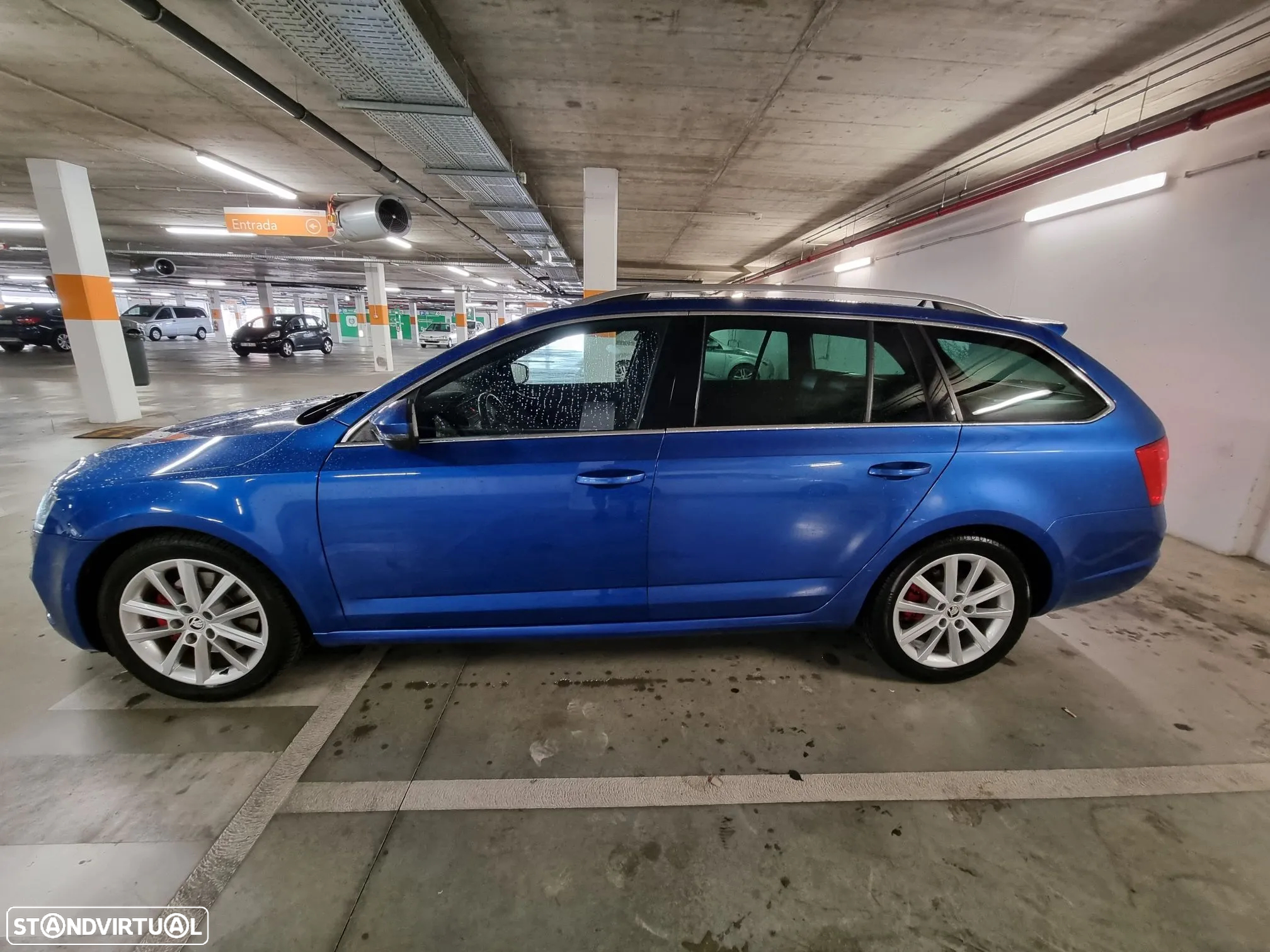 Skoda Octavia Break 2.0 TDI 4x4 DSG RS - 10