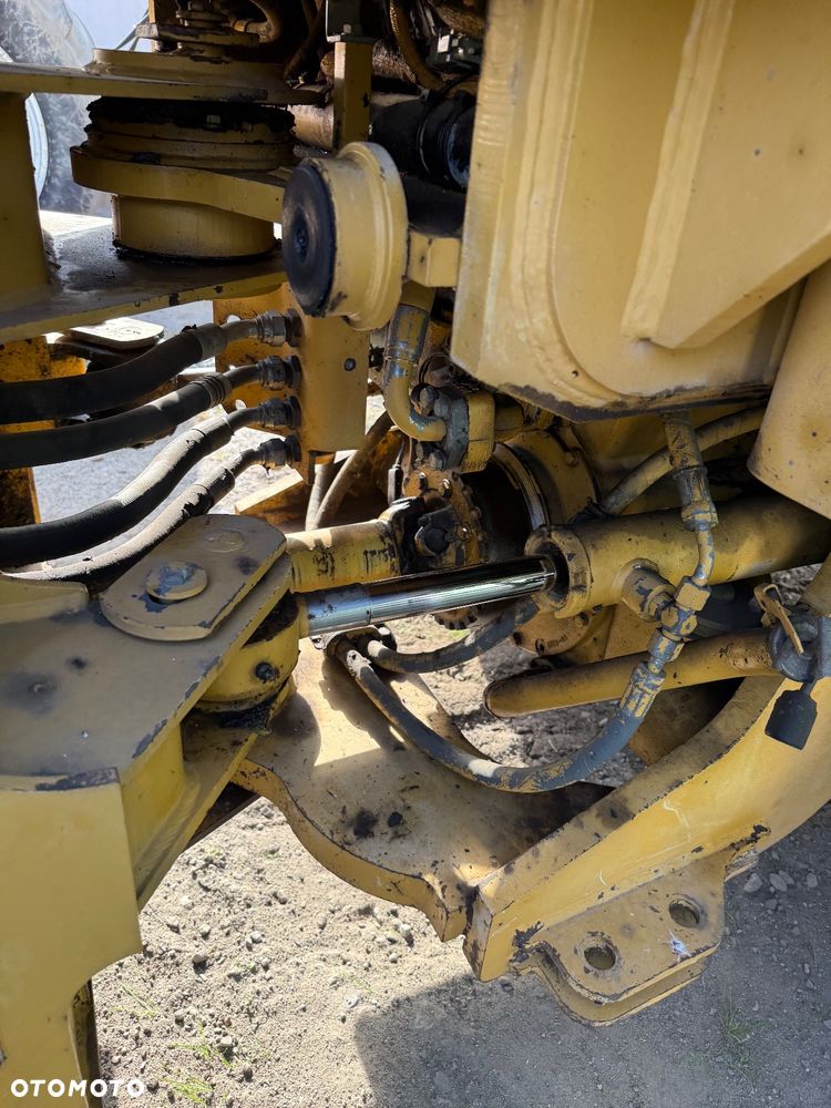 Caterpillar 924F - 5