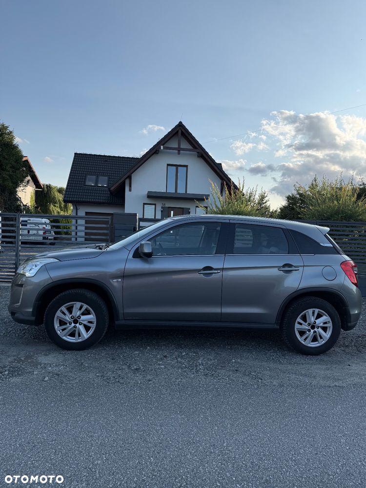 Mitsubishi ASX - 1