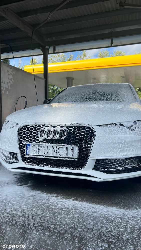 Audi A4 Limousine - 3