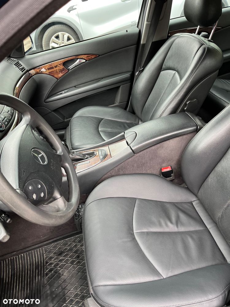 Mercedes-Benz Klasa E 220 CDI Automatik Classic - 14
