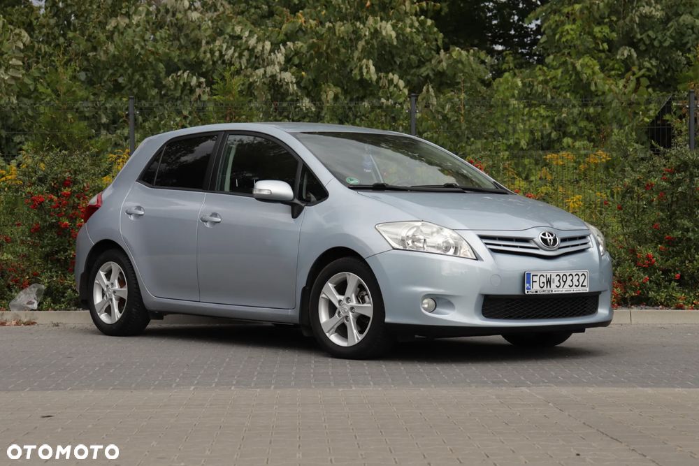 Toyota Auris 1.6 Life+ - 8