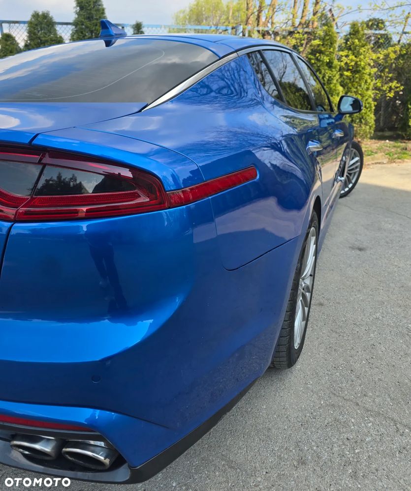 Kia Stinger 2.0 T-GDI GT Line - 12