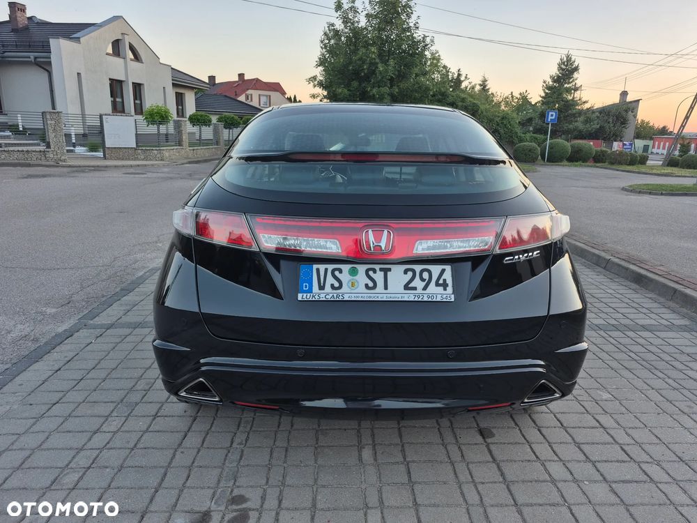 Honda Civic 1.8 GT Special Edition - 19