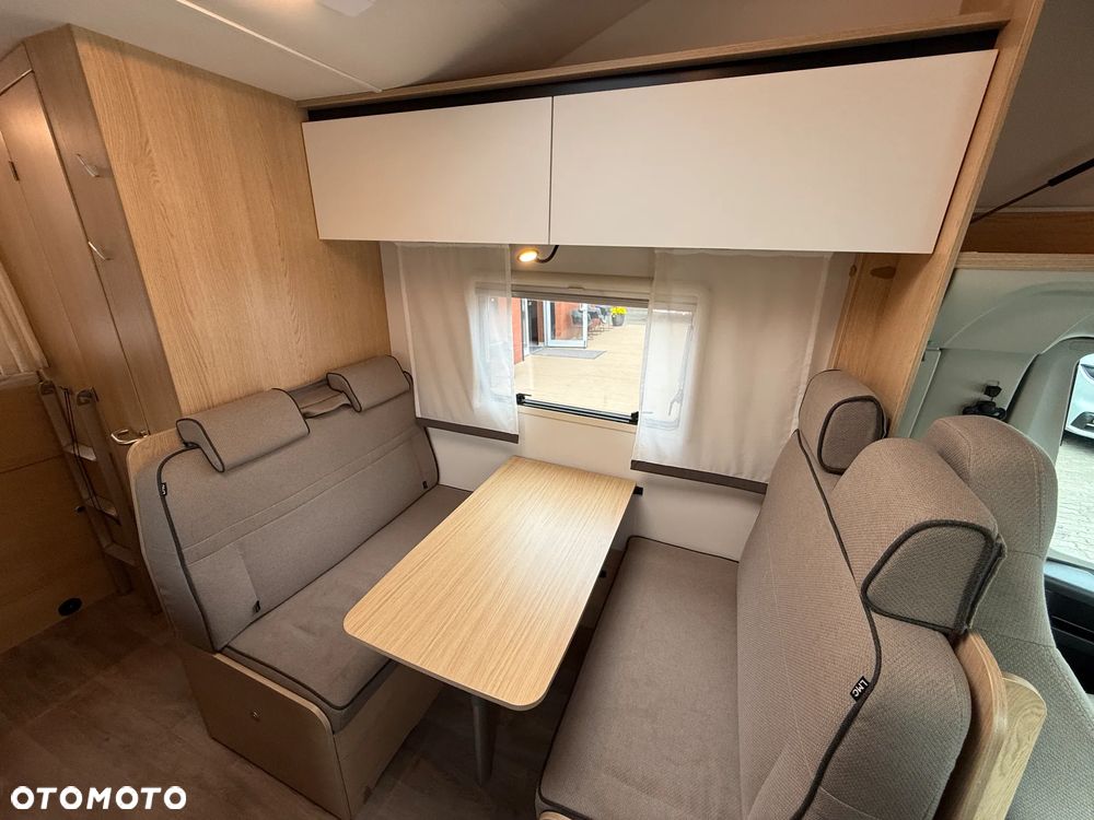 LMC Tourer A690 6OS 140KM FV23% WCC - 20