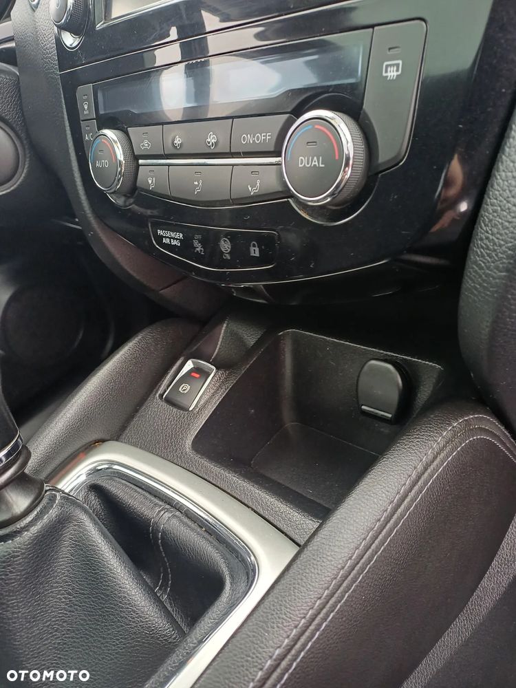 Nissan Qashqai - 16