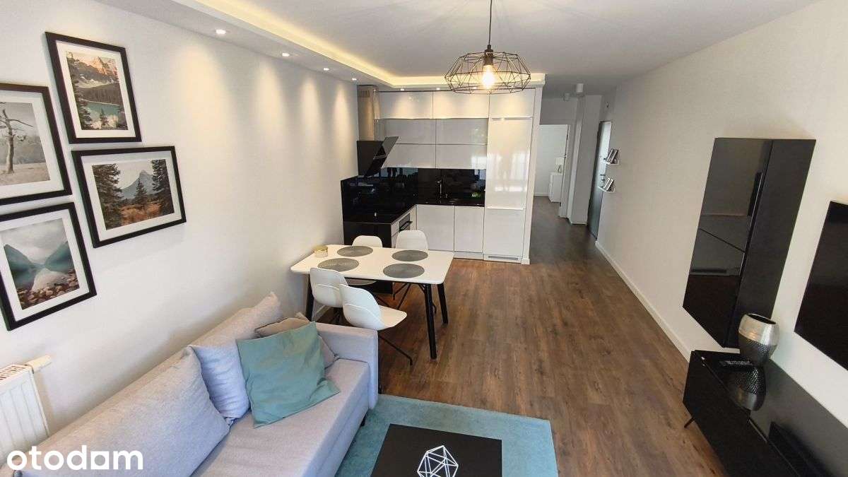 Komfortowe 2 Pok. Parter Z Wielkim Balkonem