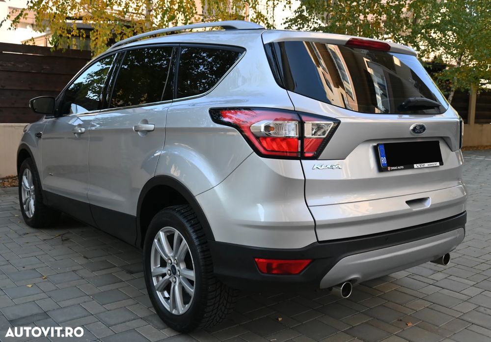 Ford Kuga 2.0 TDCi 4WD Powershift Titanium - 10