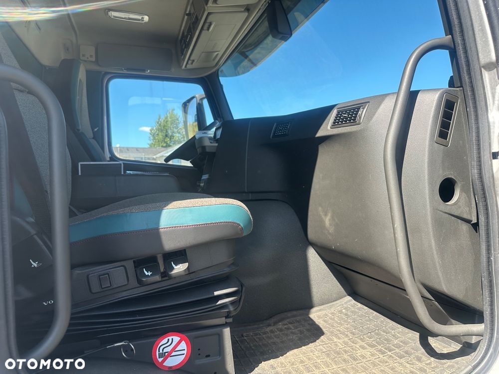 Volvo FM 330 6x2 Śmieciarka 2 komory NTM - 15