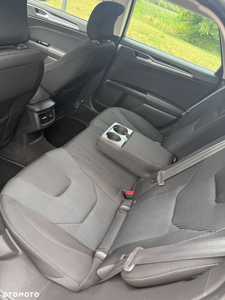 Ford Mondeo 2.0 TDCi Titanium - 25
