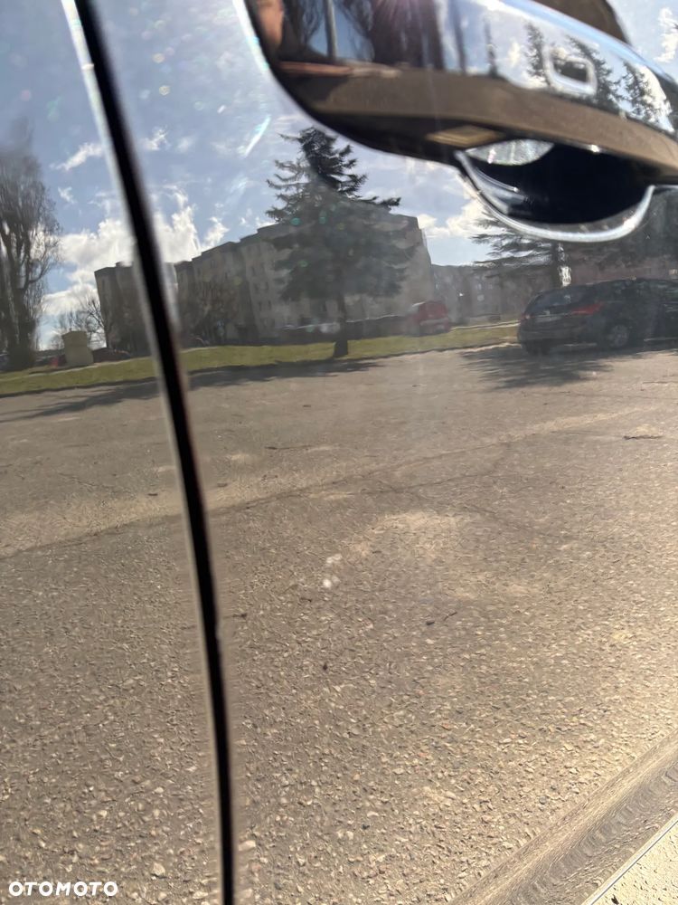 Audi A4 Avant 2.0 TDI - 25