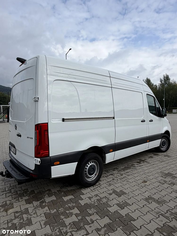 Mercedes-Benz Sprinter 317 - 4