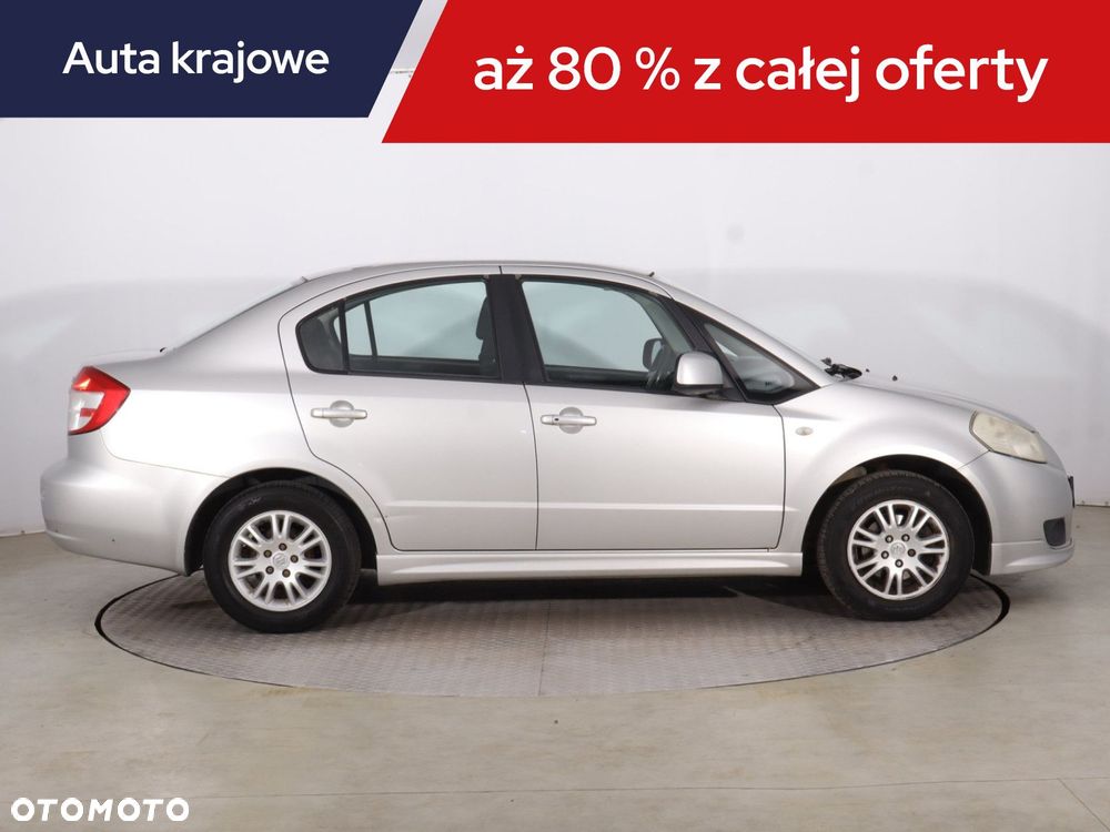Suzuki SX4 - 8