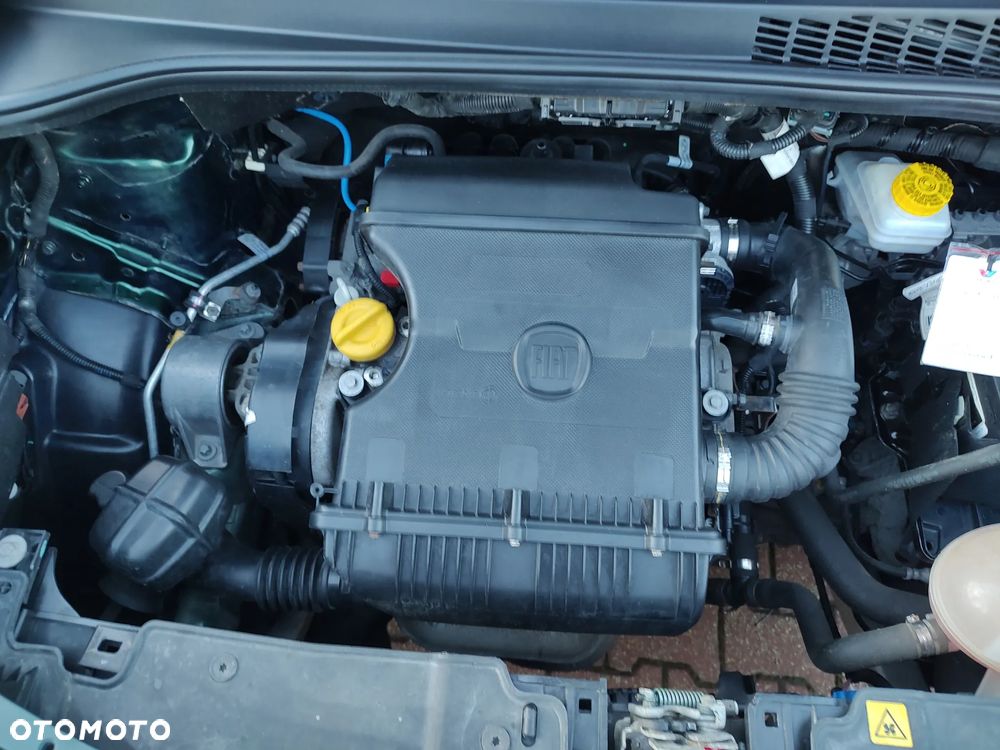 Fiat 500L 1.4 16V Trekking Lite - 24