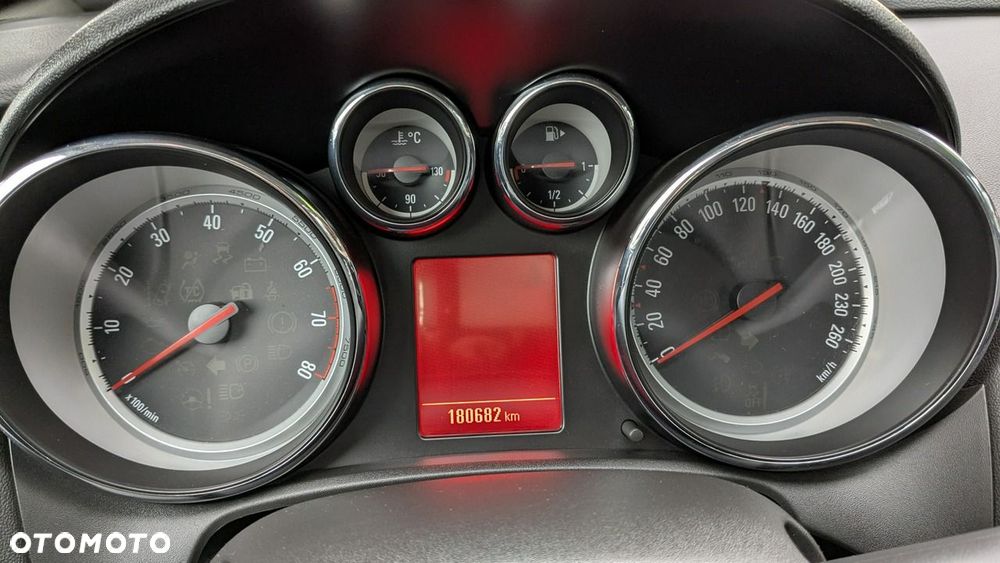 Opel Astra - 26