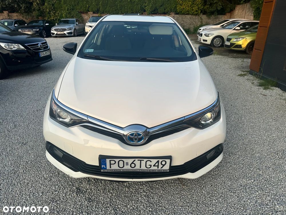 Toyota Auris Hybrid 135 Premium - 4