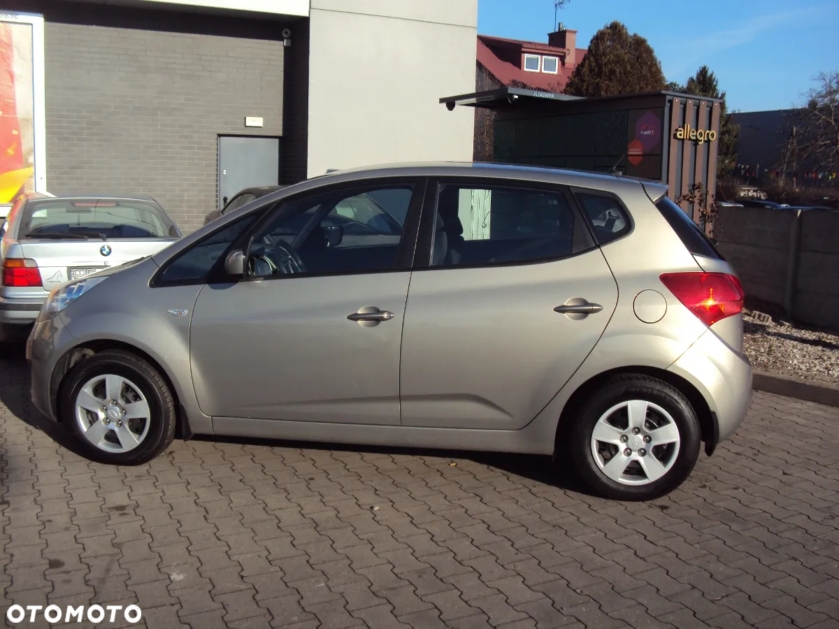 Kia Venga 1.4 CVVT Business Line - 4