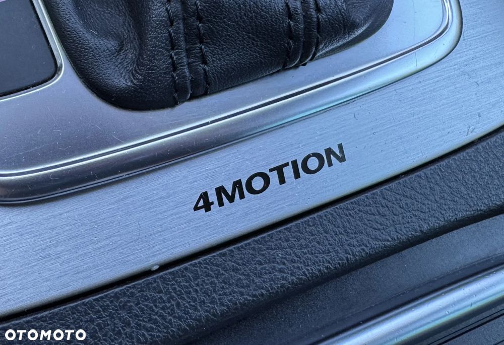 Volkswagen Passat 3.6 V6 4Motion DSG Highline - 28