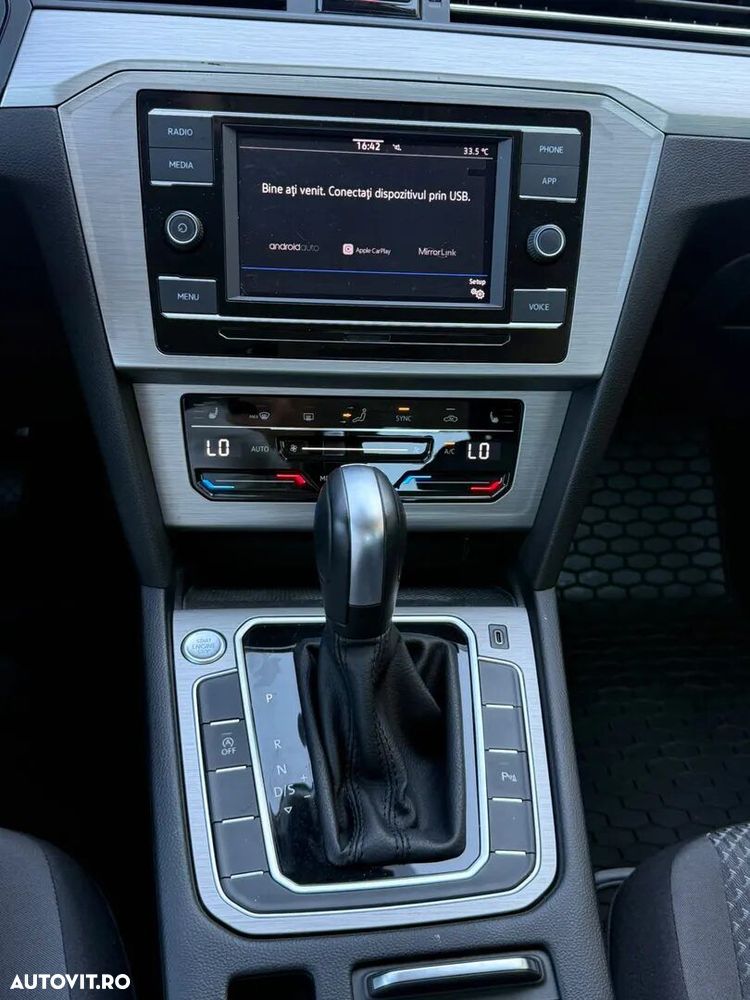 Volkswagen Passat 1.5 TSI ACT DSG Trendline - 18