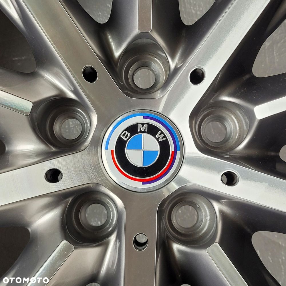 nowa felga bmw 5 g30 g31 18 x 8 et30 oe 6874441 styling 684 oryginalna - 4