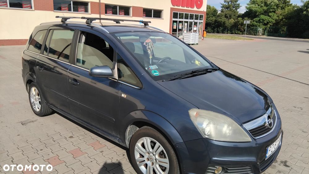 Opel Zafira 1.8 - 13