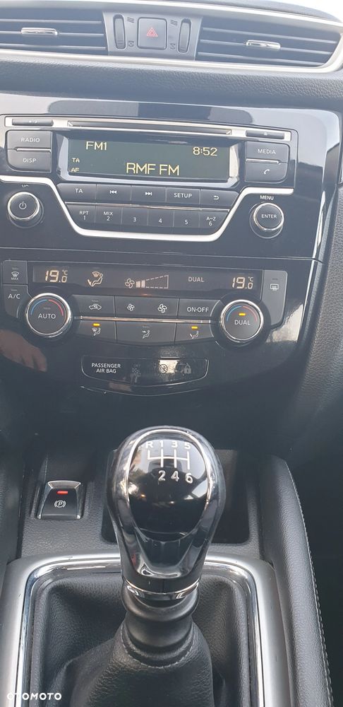 Nissan Qashqai 1.5 dCi DPF 360 - 17