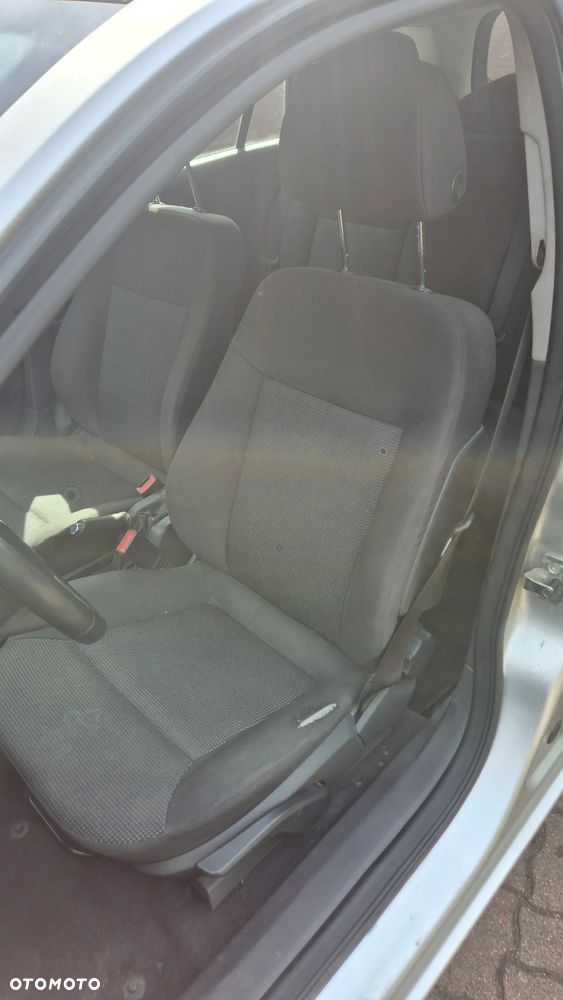 Opel Astra 1.9 CDTI DPF Edition - 9