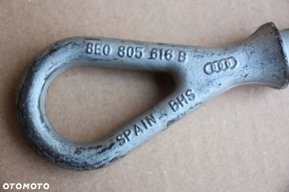Ucho holownicze wkrętka AUDI A4 B6 B7 8E0805616B - 2