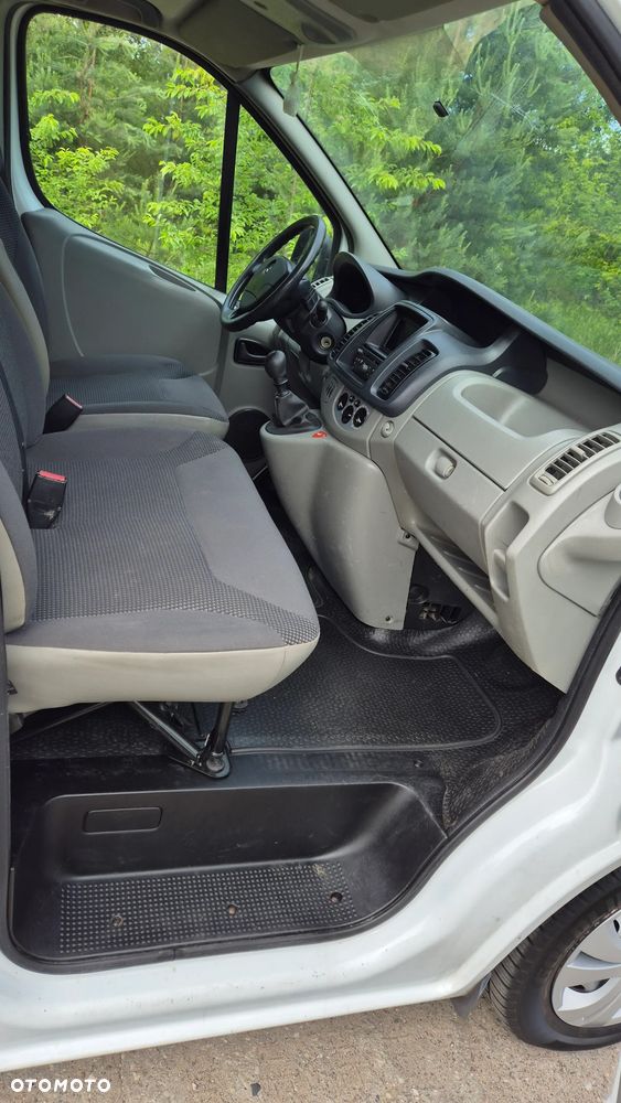 Opel Vivaro - 5